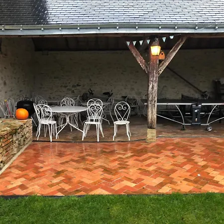 Magnifique Loft Au Coeur De L'anjou 20 Mn D'angers Pour 15 Personnes Pensión