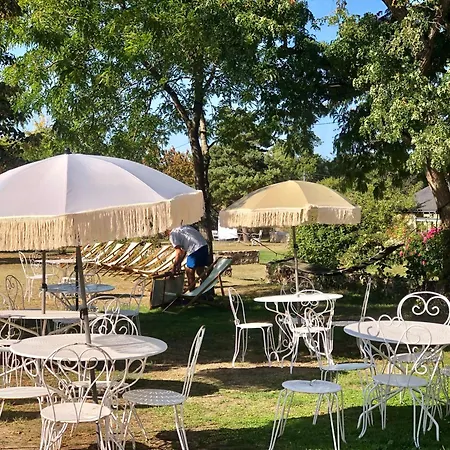 Magnifique Loft Au Coeur De L'anjou 20 Mn D'angers Pour 15 Personnes Pensión *